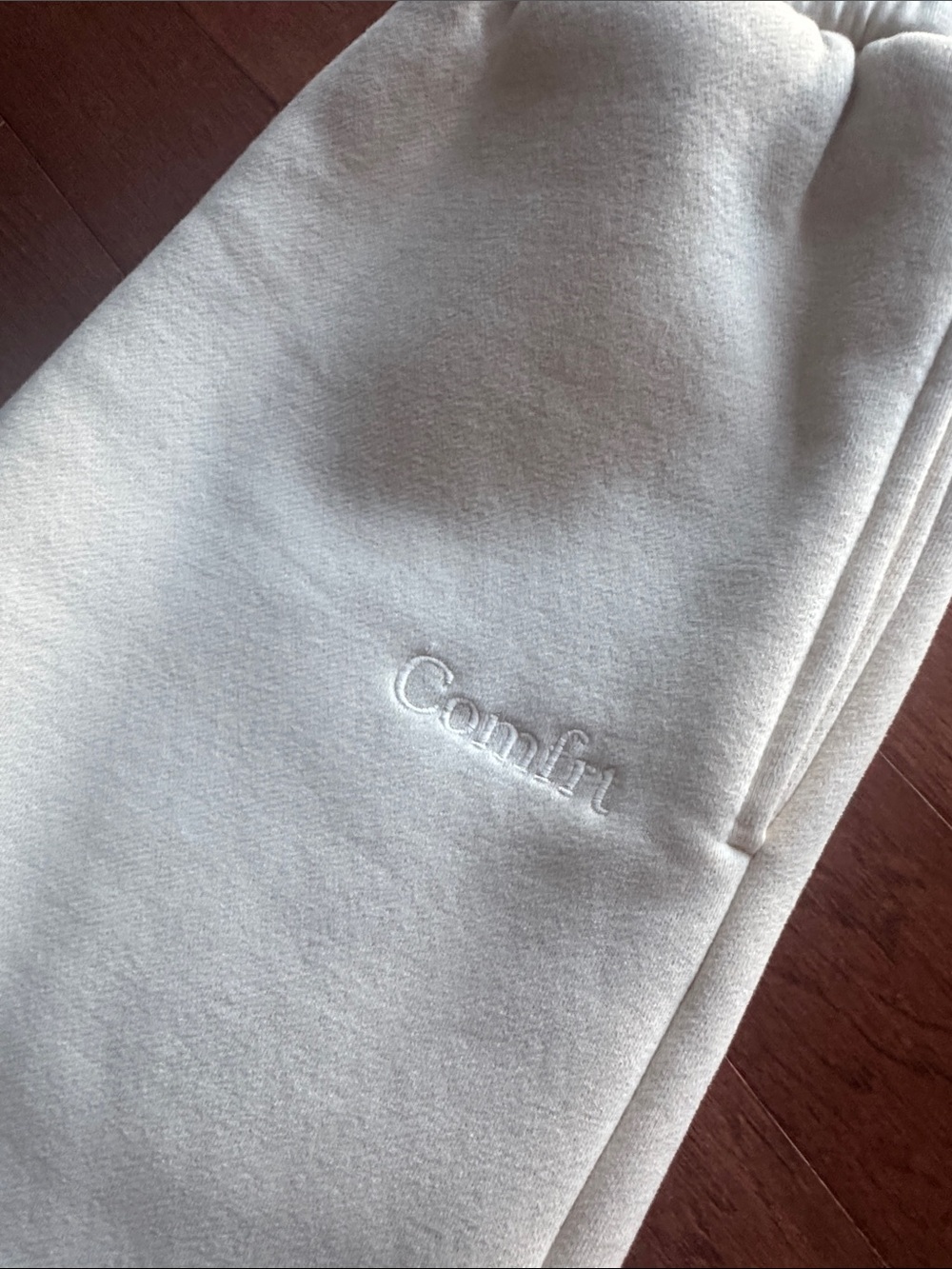 Comfort sweatsuit - Picture 4 of 5